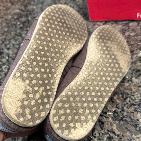 TOMS Taupe Canvas flat loafers Slip-Ons EuC 9 - Picture 8 of 11